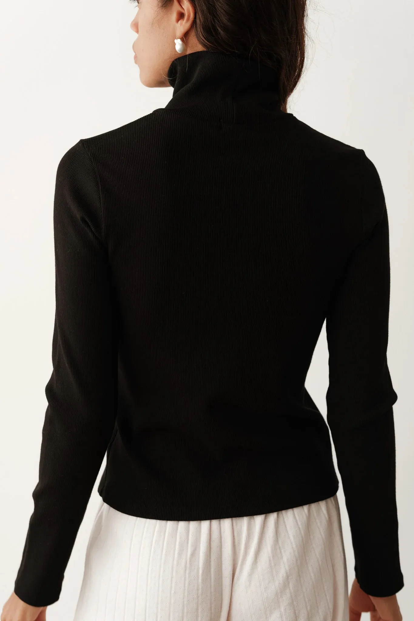 DONNI. The Rib Turtleneck 1004015