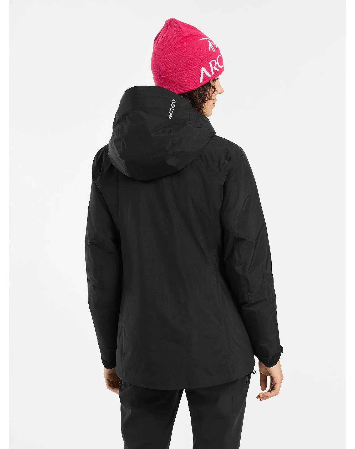 WOMEN'S BETA INSULATED JACKET